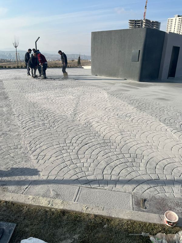 Endüstriyel zemin betonu uygulaması